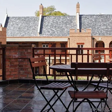 Premier Hotel Quatermain 
