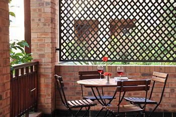 Premier Quatermain Hotel
